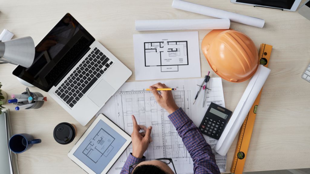 10 Essential Tools Every Civil Engineer Should Own